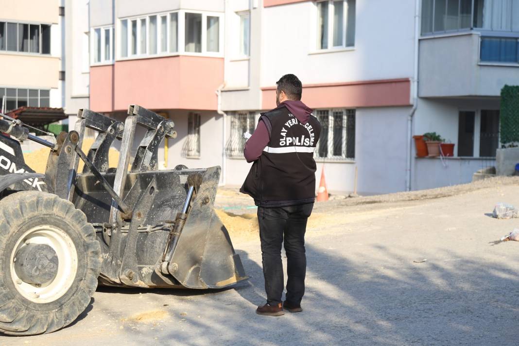 İş makinesinin altında kalan kadın feci şekilde öldü 5